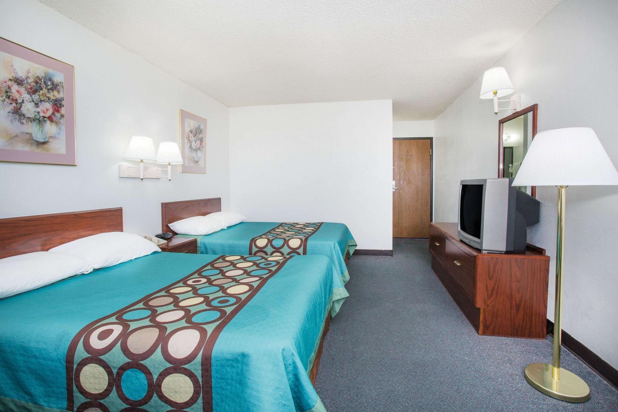 Hotel Super 8 By Wyndham Limon Zewnętrze zdjęcie